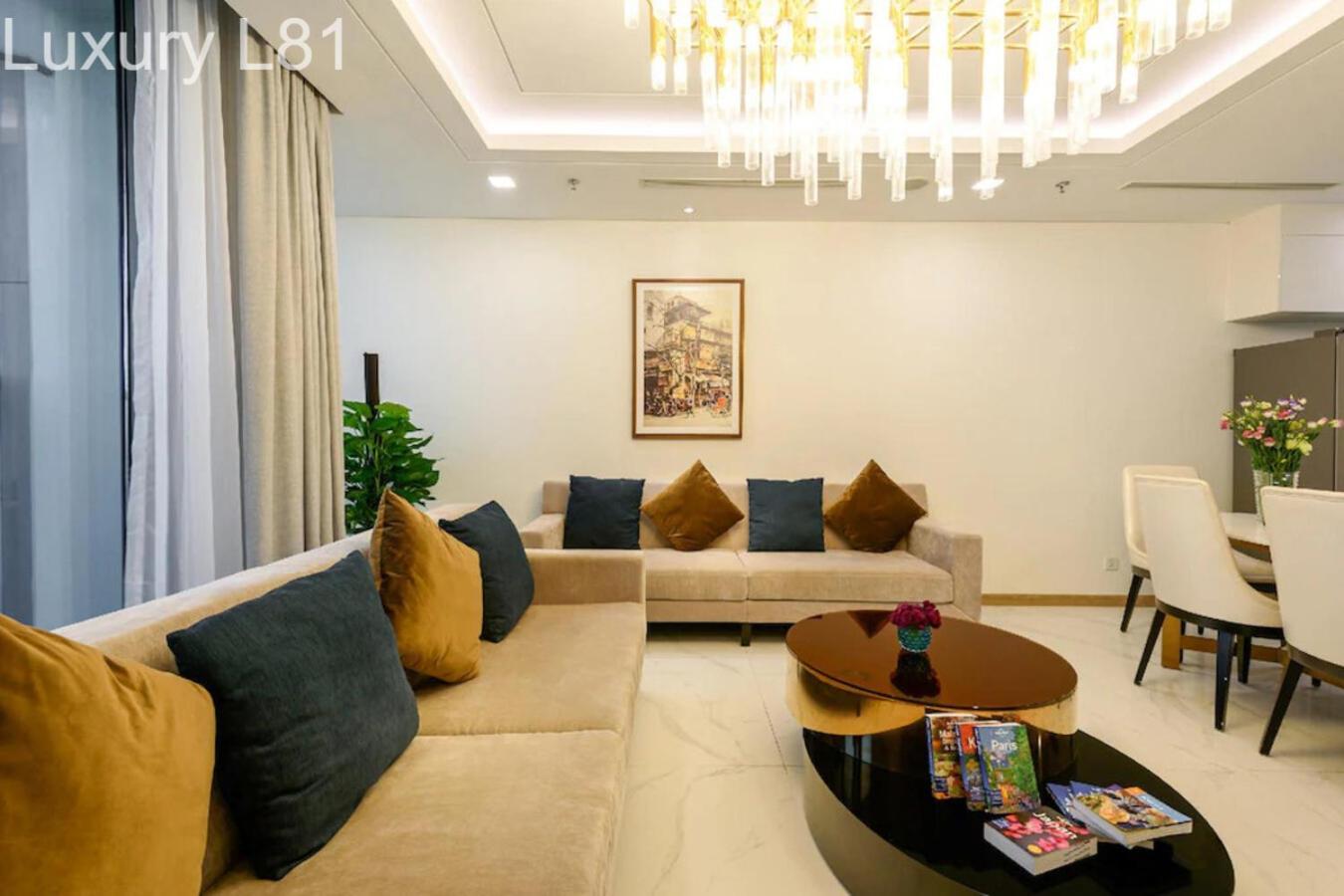 Angia Luxury Apartment Inside Landmark 81 Tower Хошимин Экстерьер фото